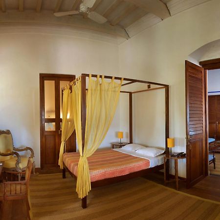 Neemrana'S - Bungalow On The Beach Tharangambadi Esterno foto