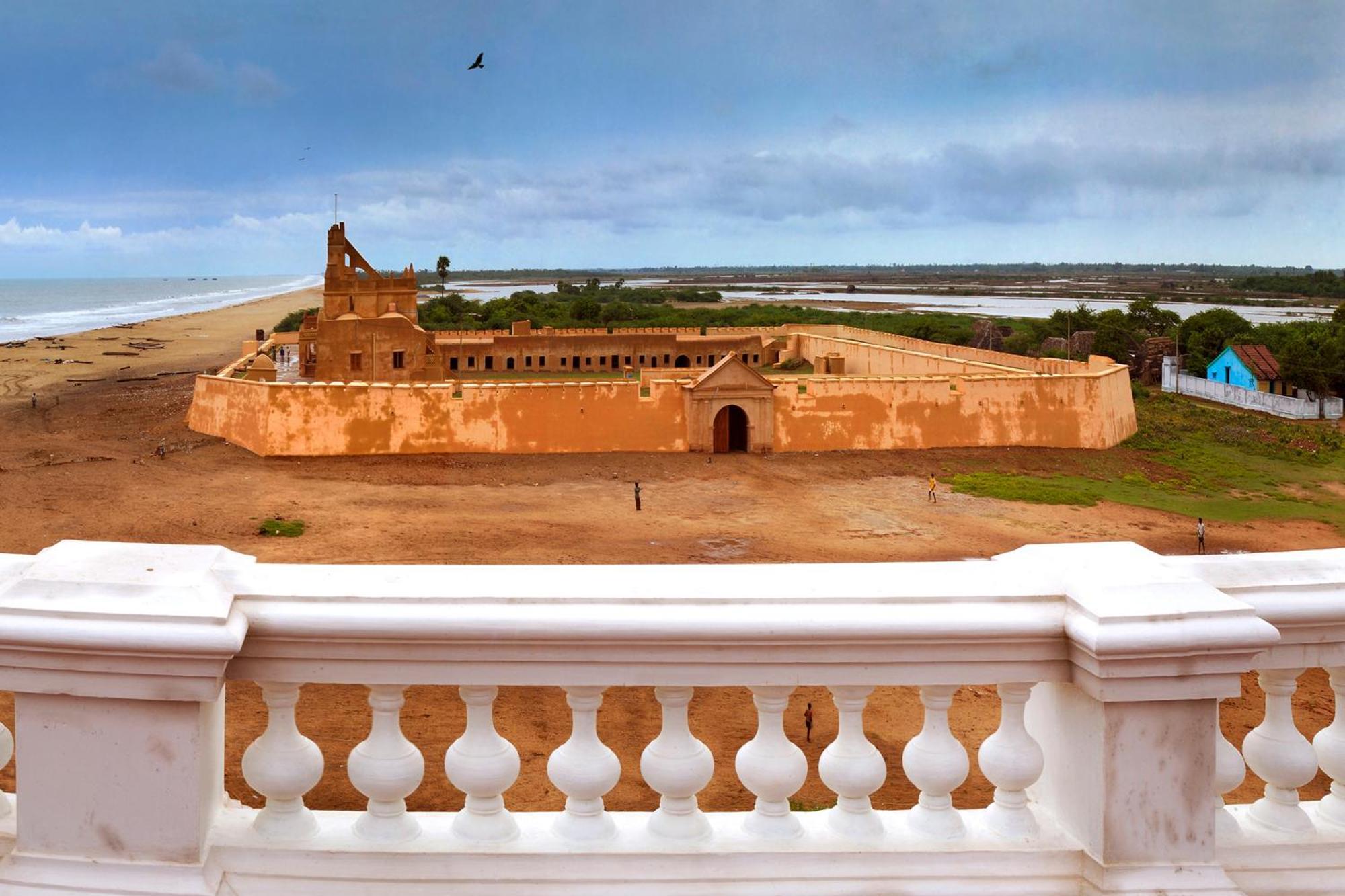 Neemrana'S - Bungalow On The Beach Tharangambadi Esterno foto