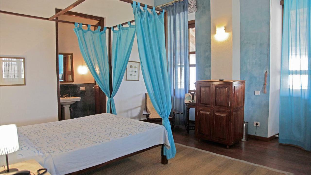 Neemrana'S - Bungalow On The Beach Tharangambadi Esterno foto